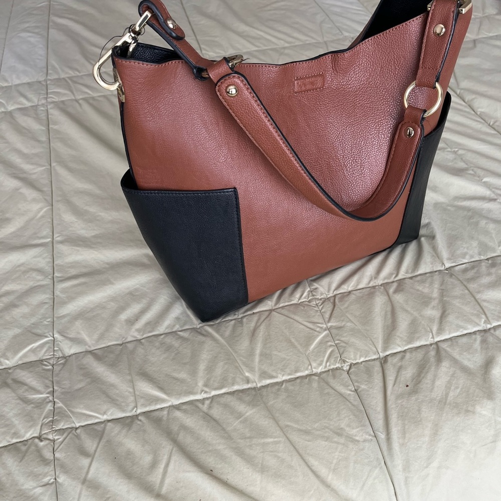 Calvin Klein bag - Picture 2 of 4